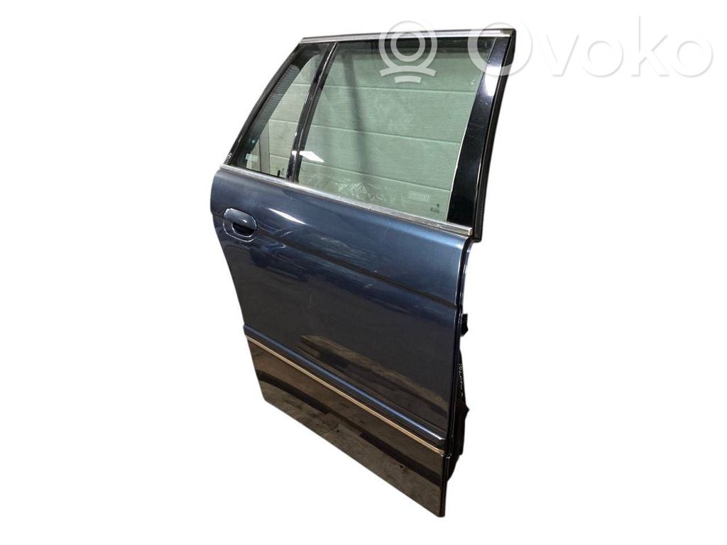Rear door