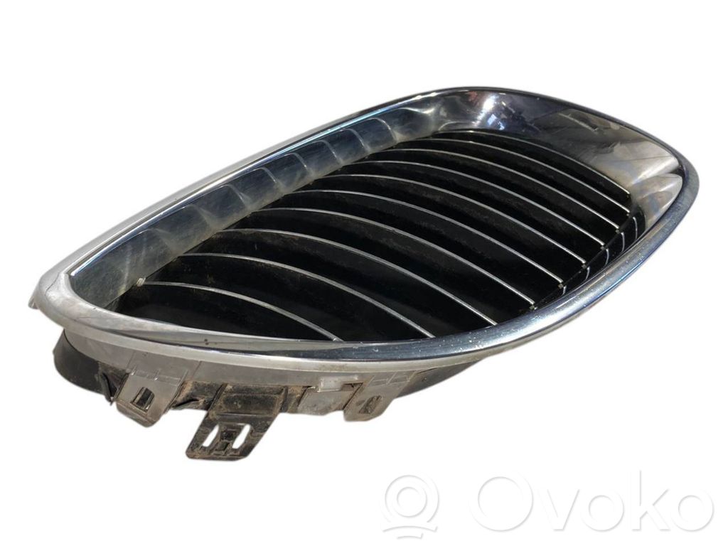 Front grille