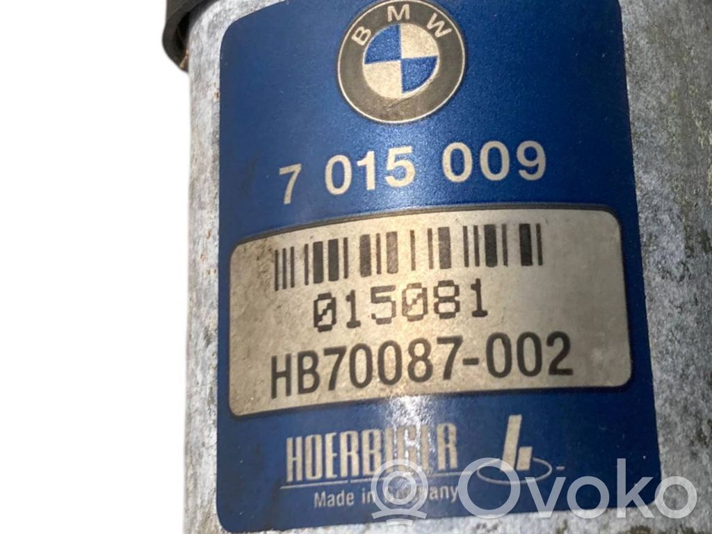 Bagāžnieka pārsega hidraulikas sūknis