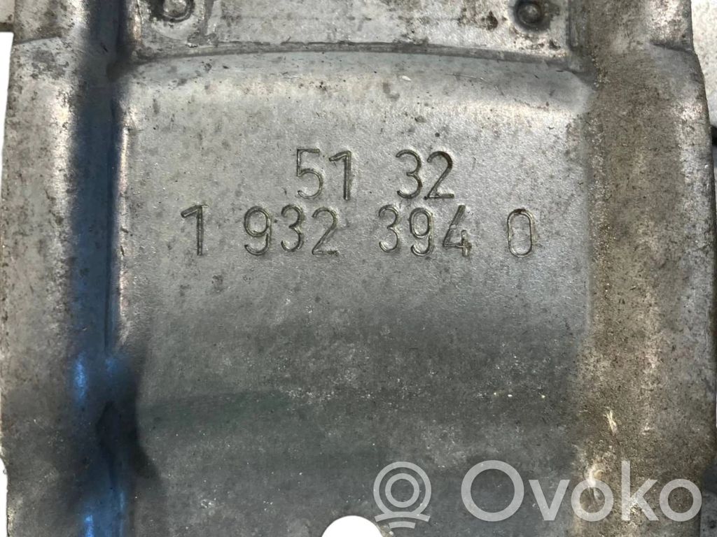 Механический механизм подъема переднего стекла