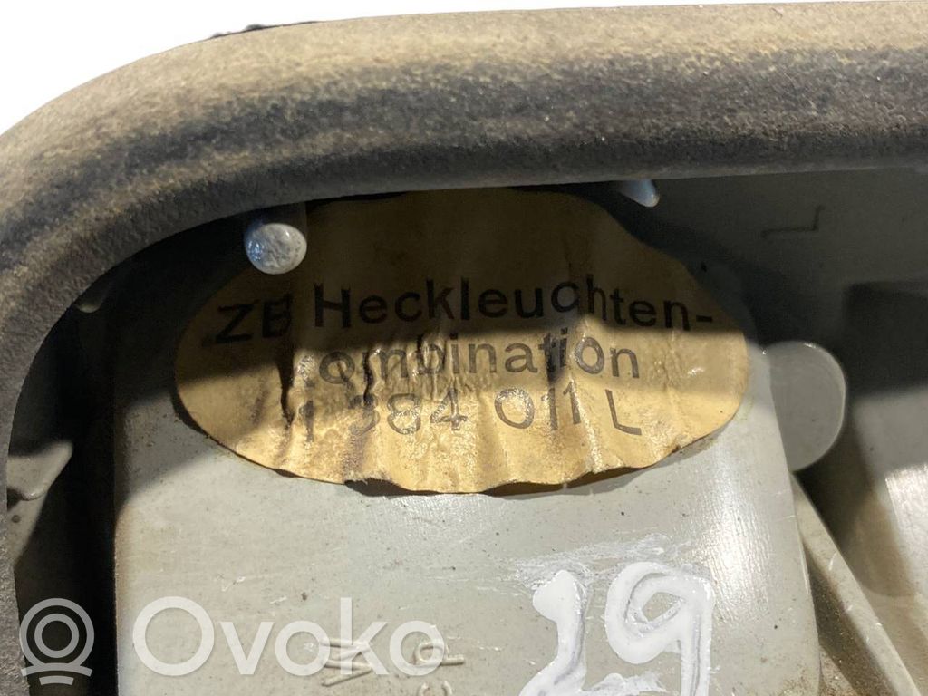 Aizmugurējais lukturis pārsegā