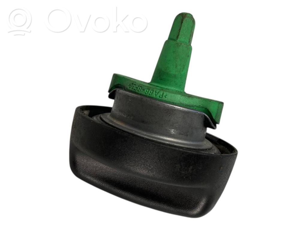 Aizskrūvējams degvielas tvertnes vāciņš