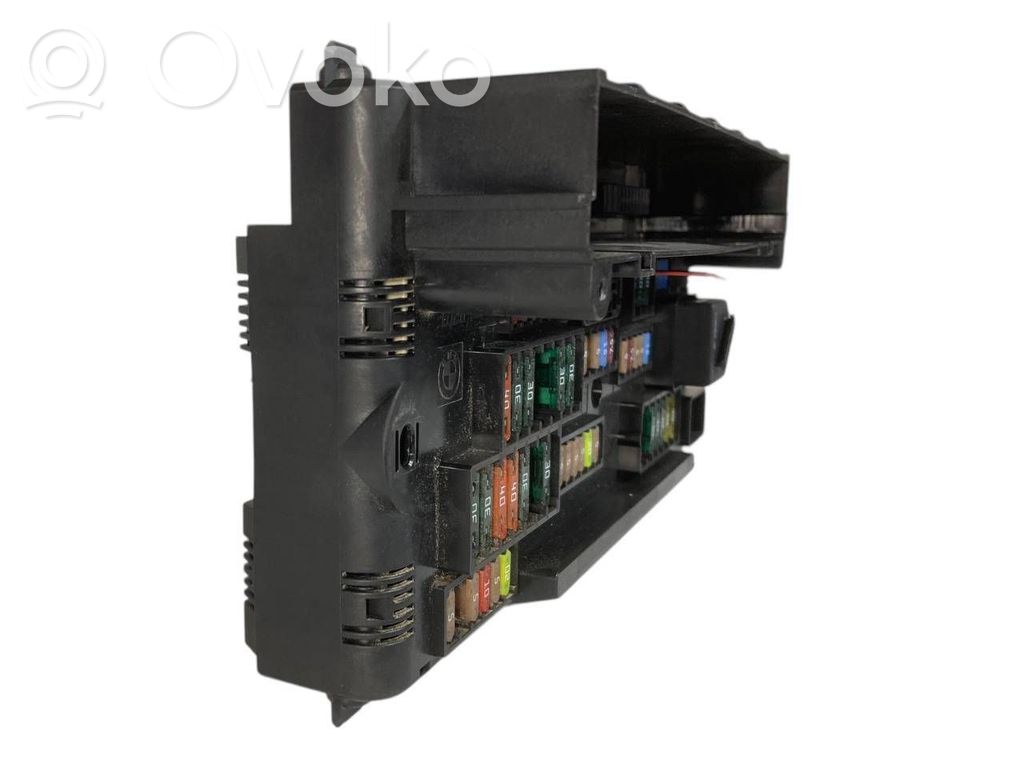 Fuse block