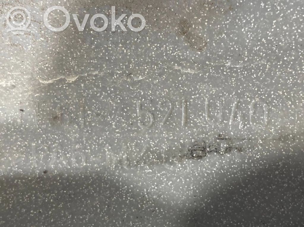 Dzinēja pārsegs (dekoratīva apdare)