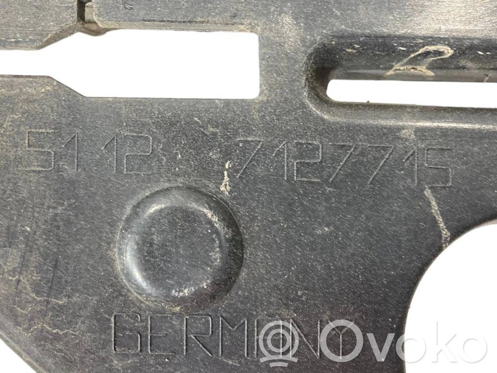 Aizmugurējā bufera montāžas kronšteins