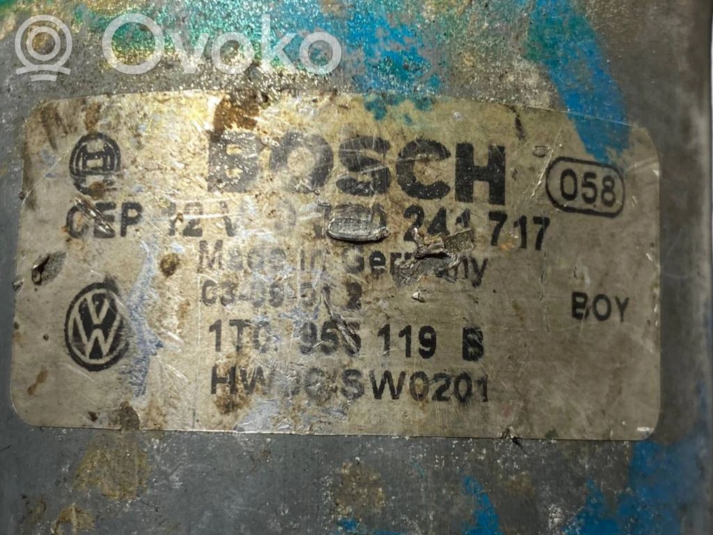 Stikla tīrītāja motoriņš