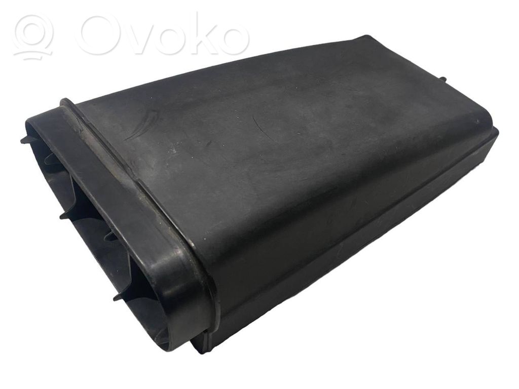 Salona gaisa mezgla plastmasas korpuss