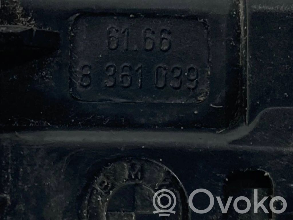 Mazgāšanas šķidruma smidzinātājs (-i) priekšējam logam