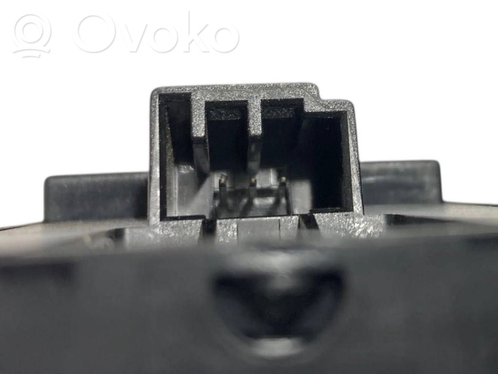Elektrisko logu slēdzis