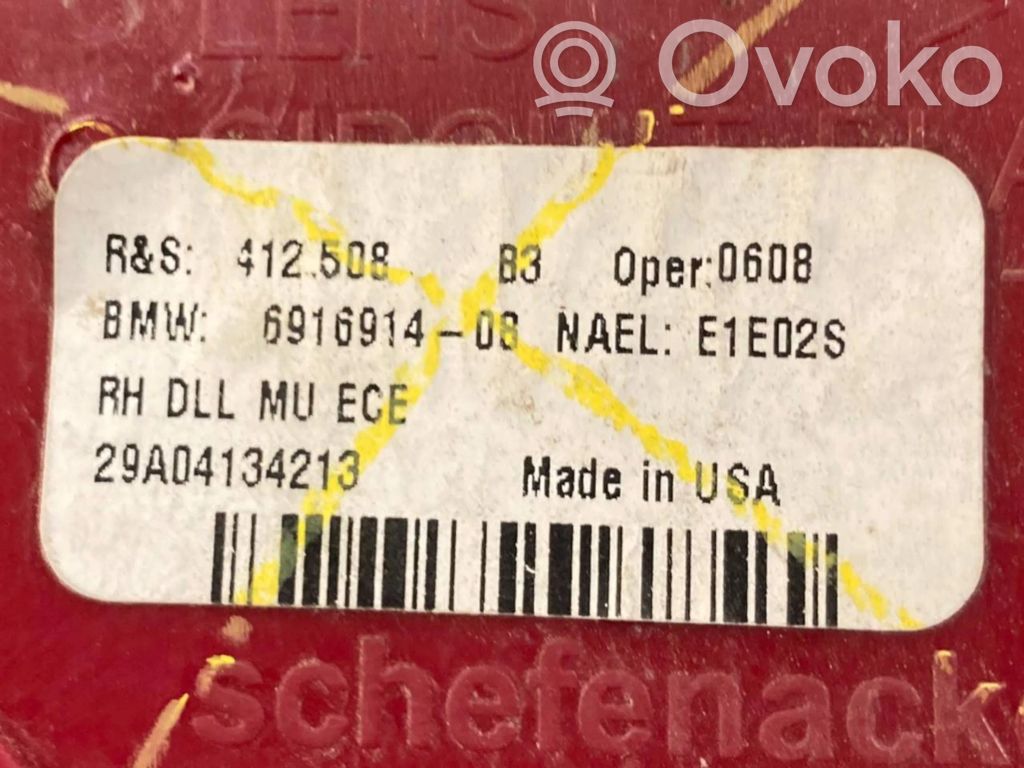 Aizmugurējais lukturis pārsegā