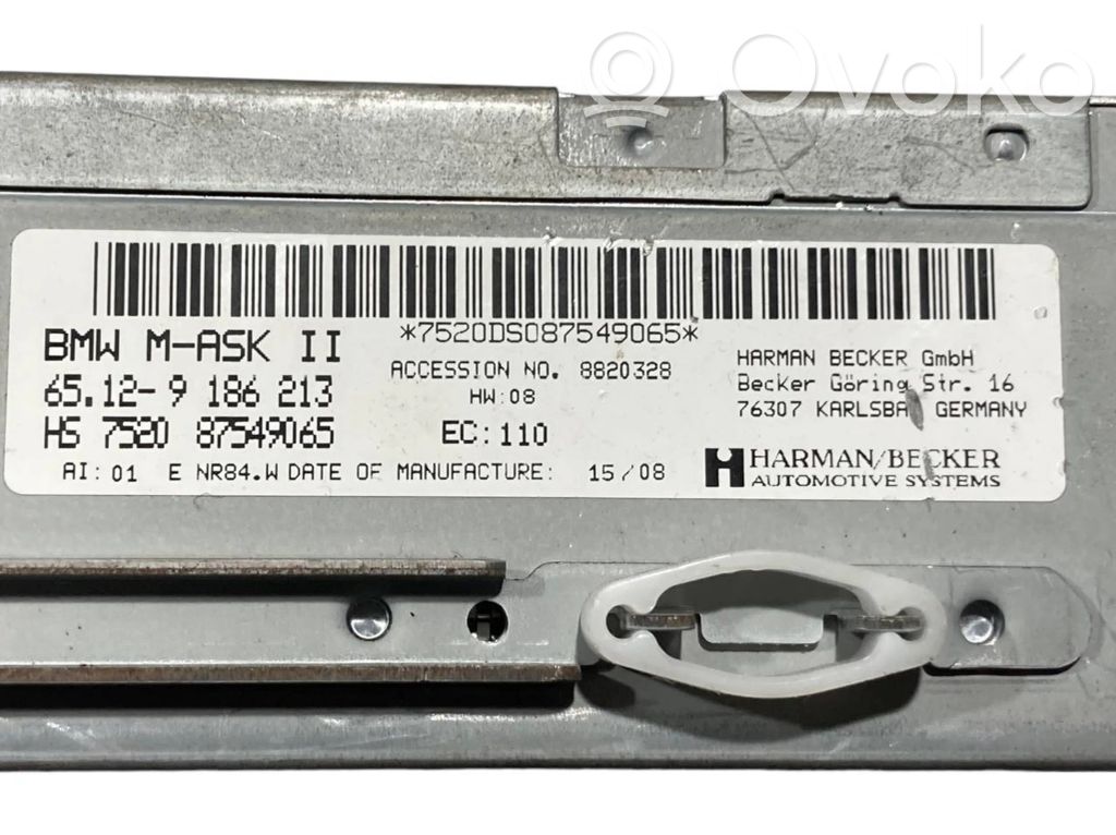 Radio / CD/DVD atskaņotājs / navigācija