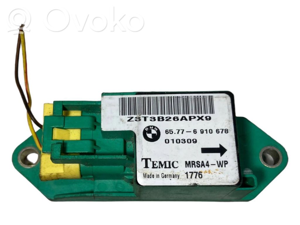 Airbag impact sensor
