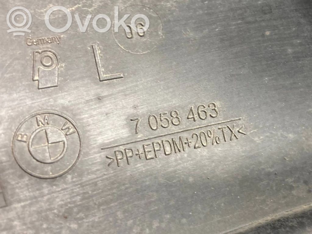 Pretmiglas luktura dekoratīvais režģis