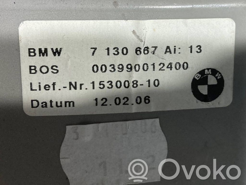 (D) statņa dekoratīvā apdare (augšdaļa)