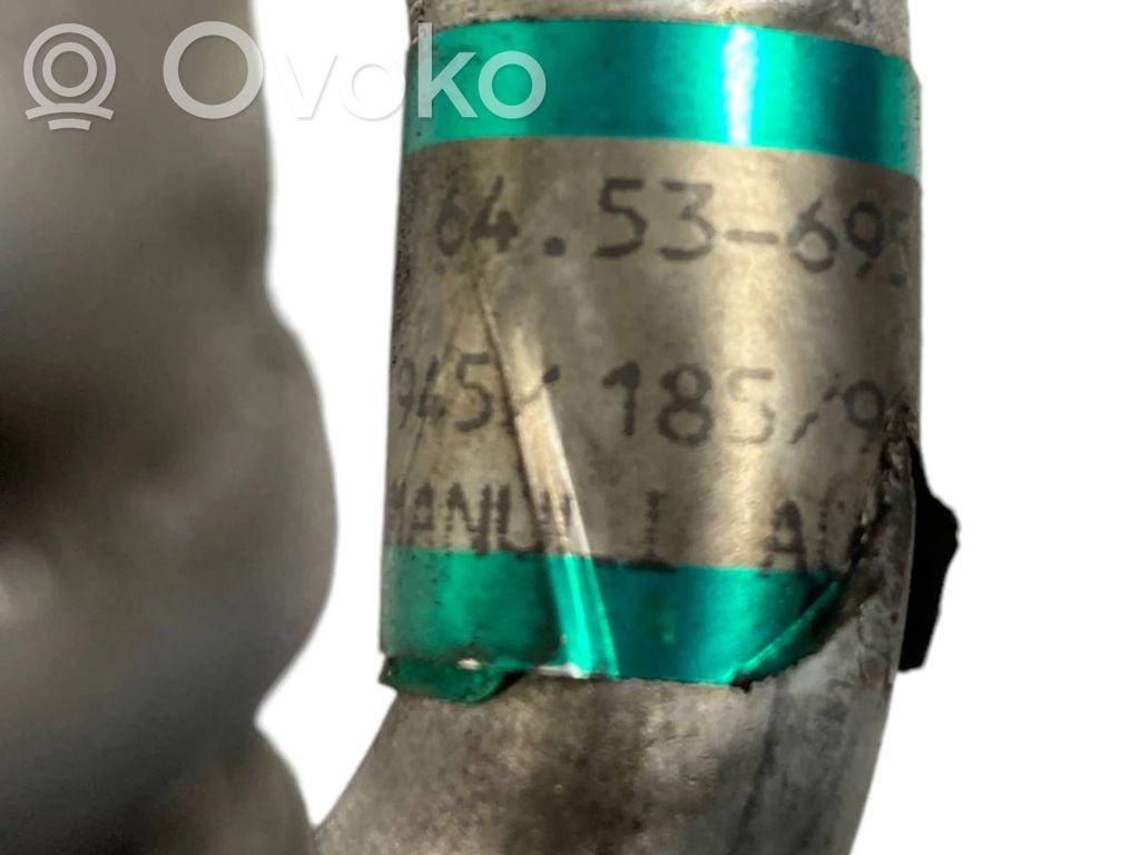 Air conditioner pipe(s) / hose(s)