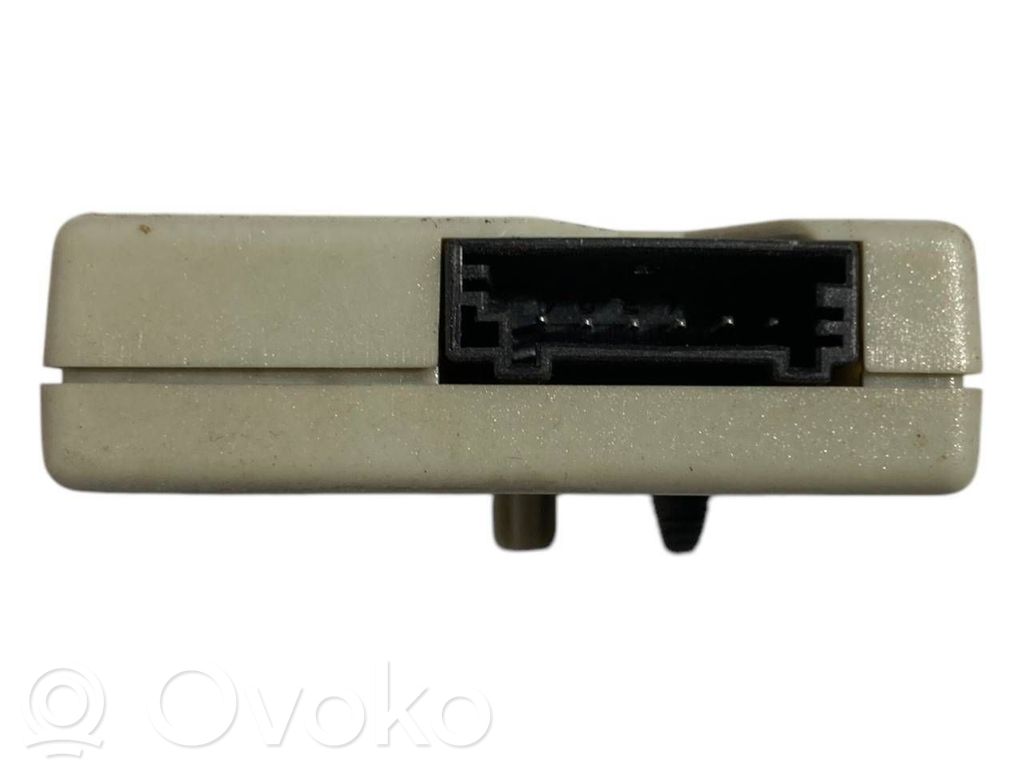 Antenna amplifier