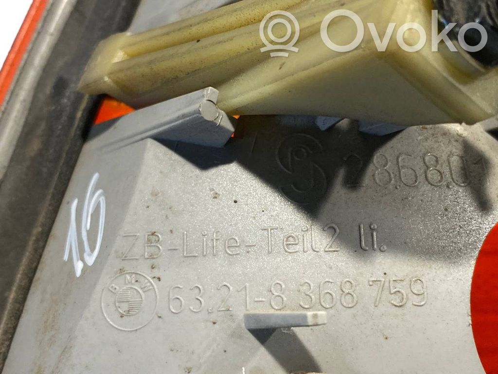 Aizmugurējais lukturis pārsegā