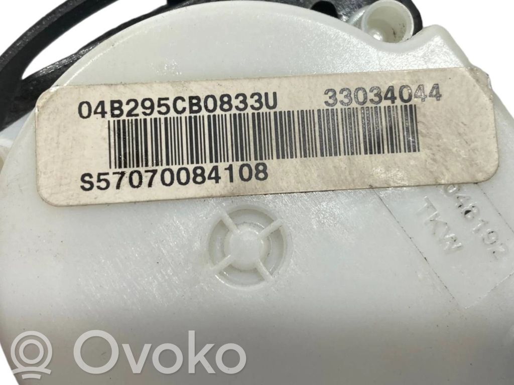 Vidējā drošības josta (aizmugurē)