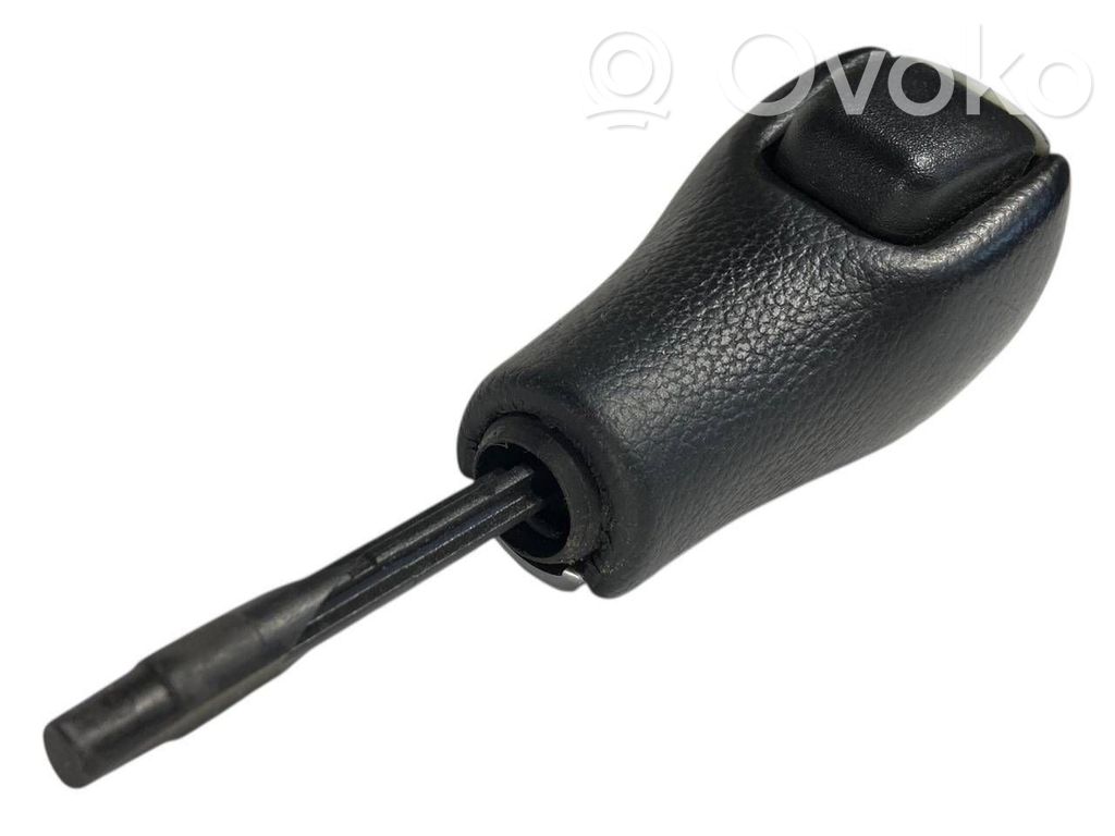 Ātrumu pārslēgšanas sviras dekoratīvā apdare (āda, uzgalis)