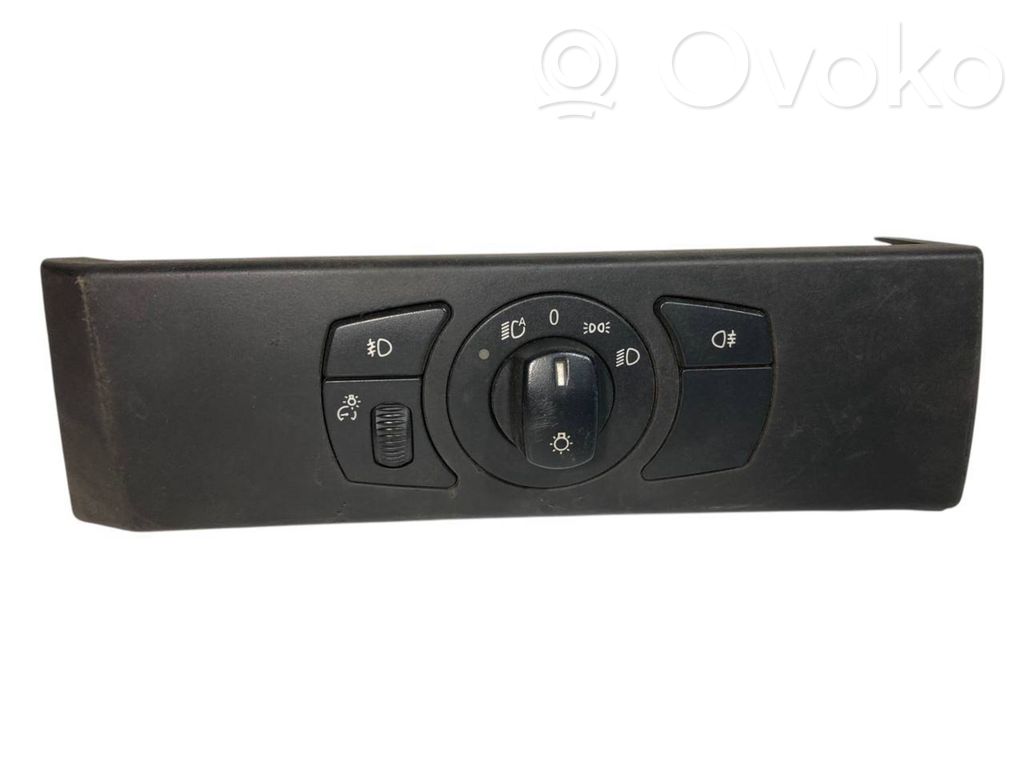 Headlight switch