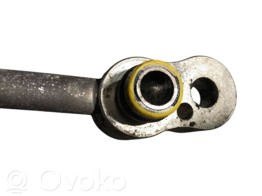 Air conditioner pipe(s) / hose(s)