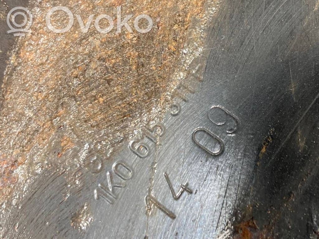 Priekšējā riteņa rumbas vārpstas šarnīrs (stupica, capfa)