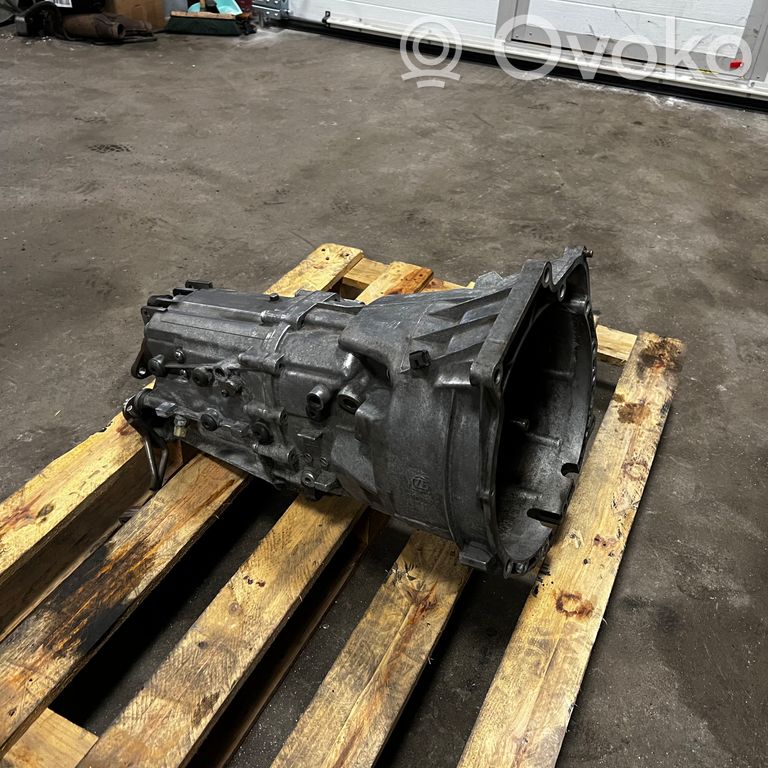 Механическая 6-ступенчатая коробка передач