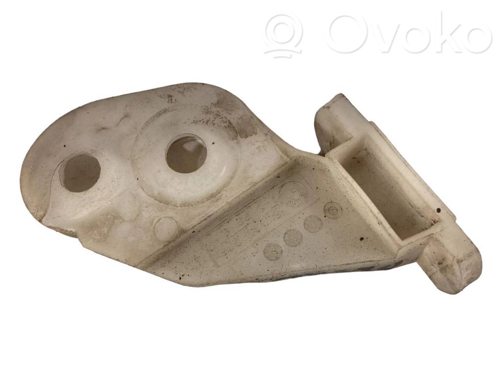 Front bumper holder