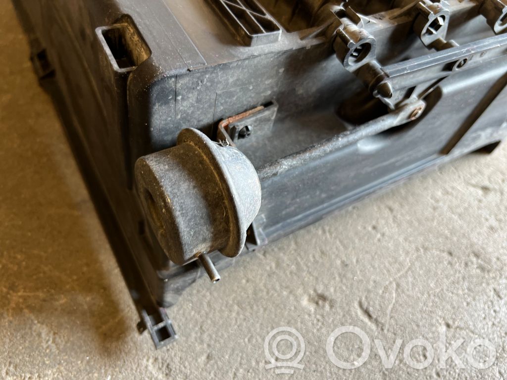 Electric radiator fan