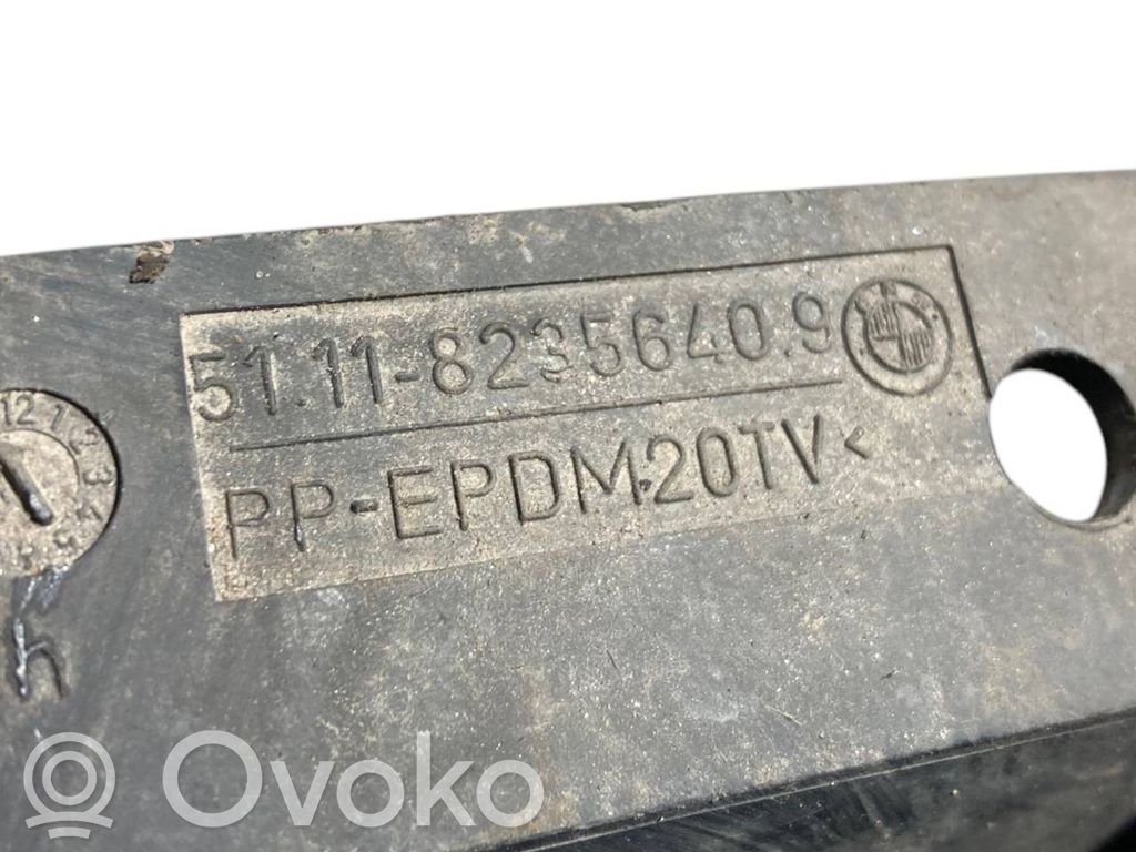 Apakšējais režģis (trīsdaļīgs)