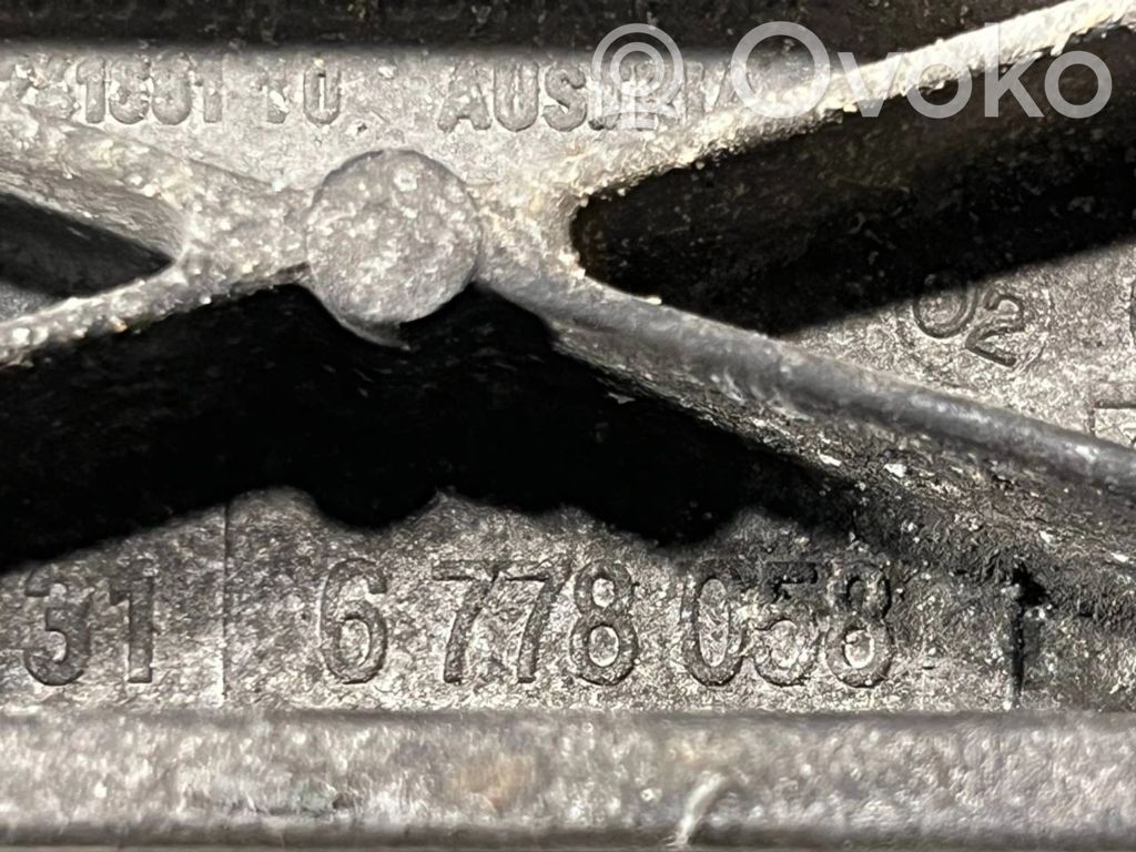 Dzinēja nostiprināšanas stiprinājums-kronšteins