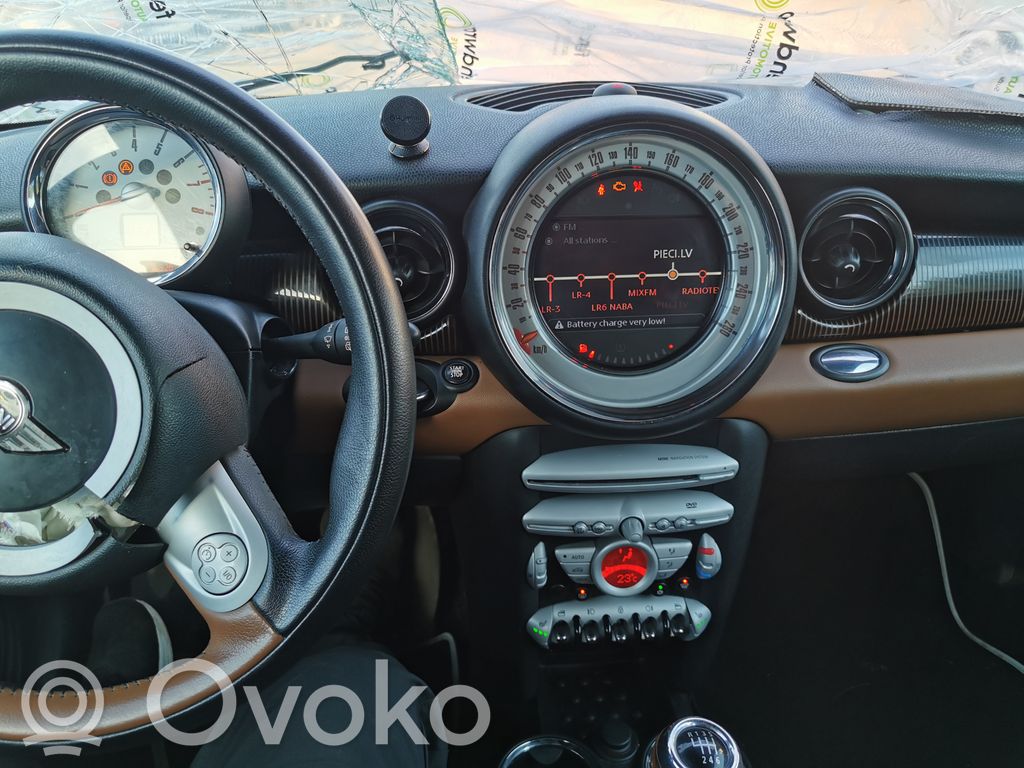 Klimata kontrole / mazā radiatora vadības dekoratīvā apdare