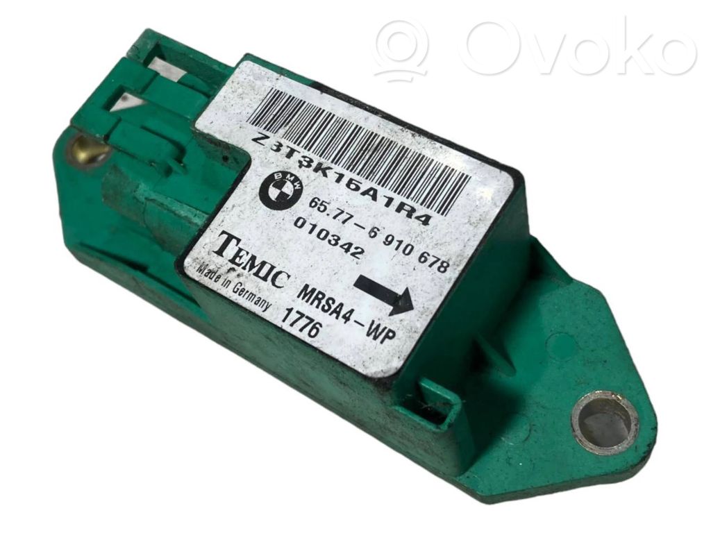 Airbag impact sensor