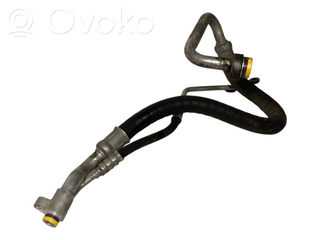 Air conditioner pipe(s) / hose(s)