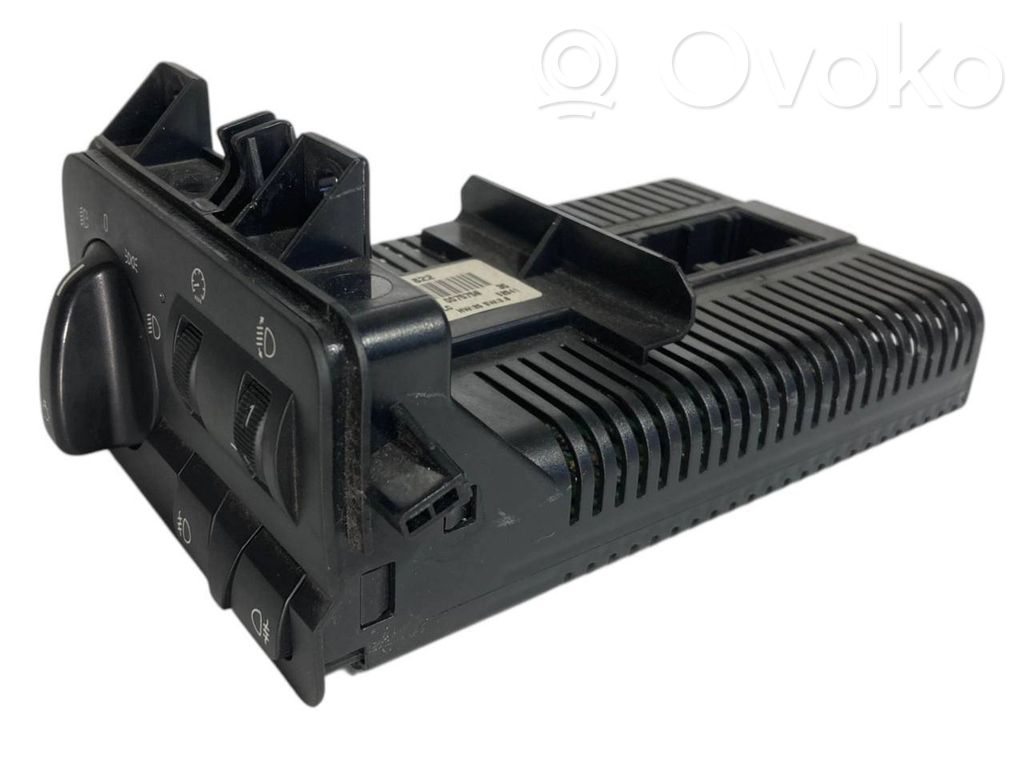 Headlight switch