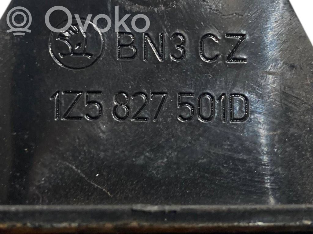 Aizmugurējā pārsega slēdzene