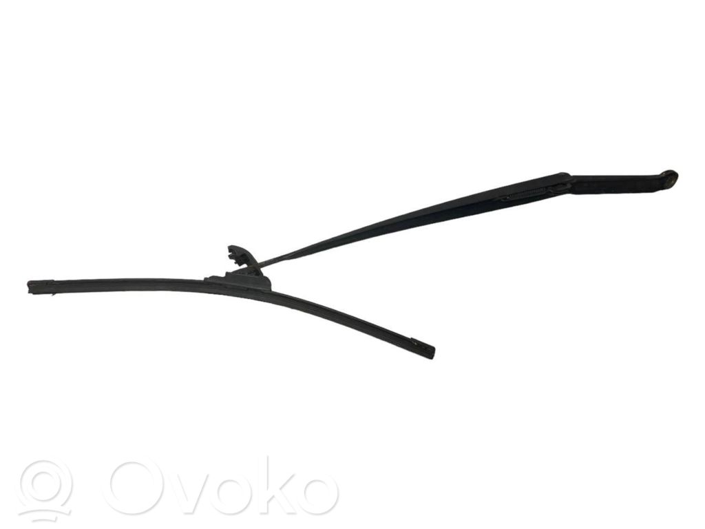 Windshield wiper arm