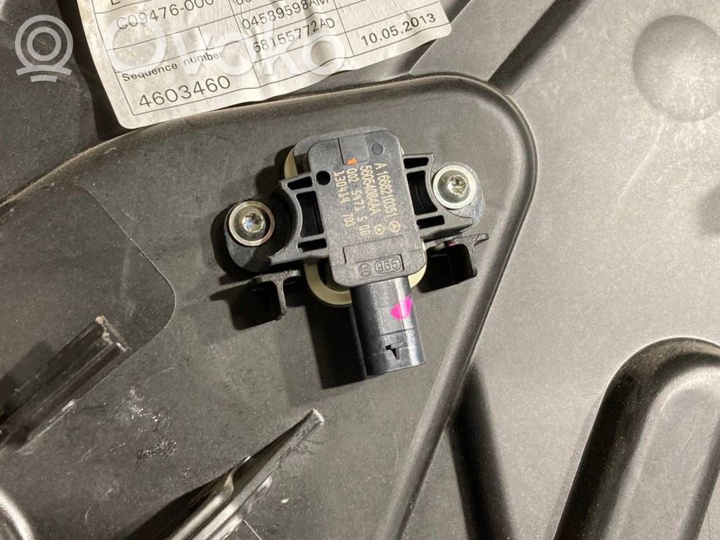 Priekšpusē elektriskā loga pacelšanas mehānisma komplekts