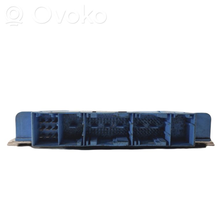 Pārnesumkārbas vadības bloks