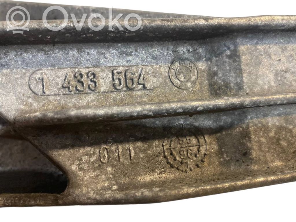 Dzinēja nostiprināšanas stiprinājums-kronšteins