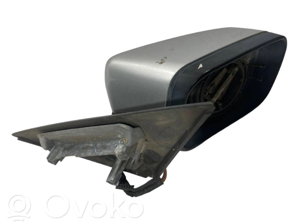 Spogulis (elektriski vadāms)