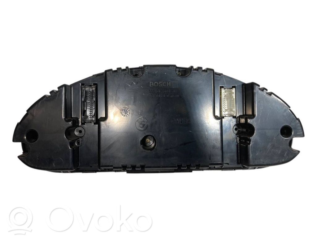Speedometer (in the instrument panel)