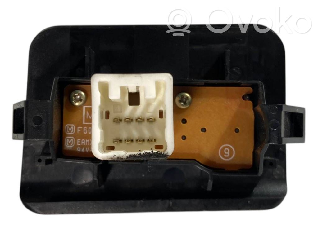 Paneļa apgaismojuma regulēšanas slēdzis