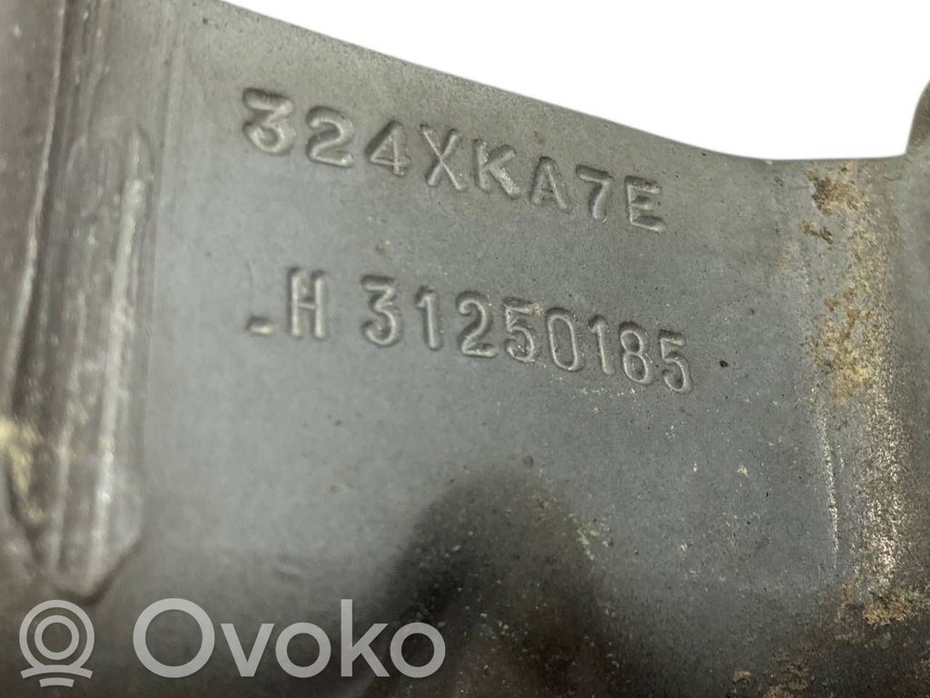 Dzinēja pārsega eņģe (-es)