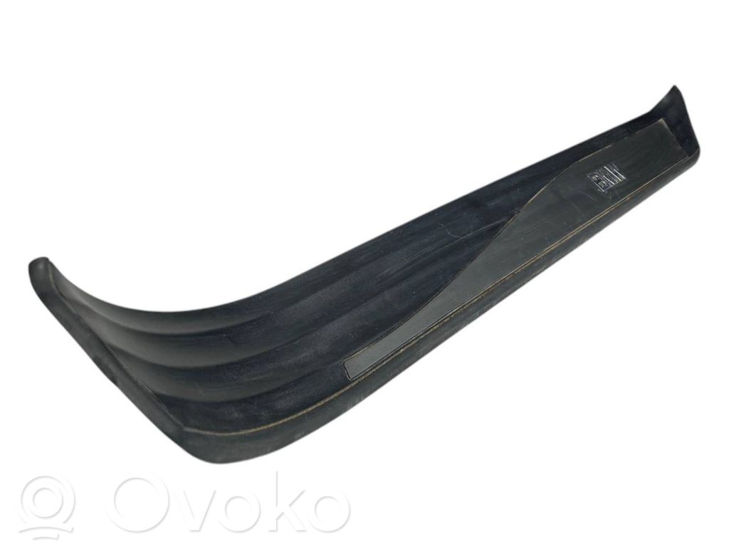 Front sill trim (inner)
