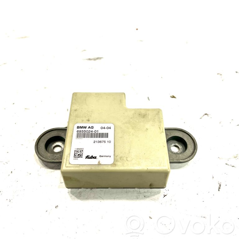 Antenna amplifier