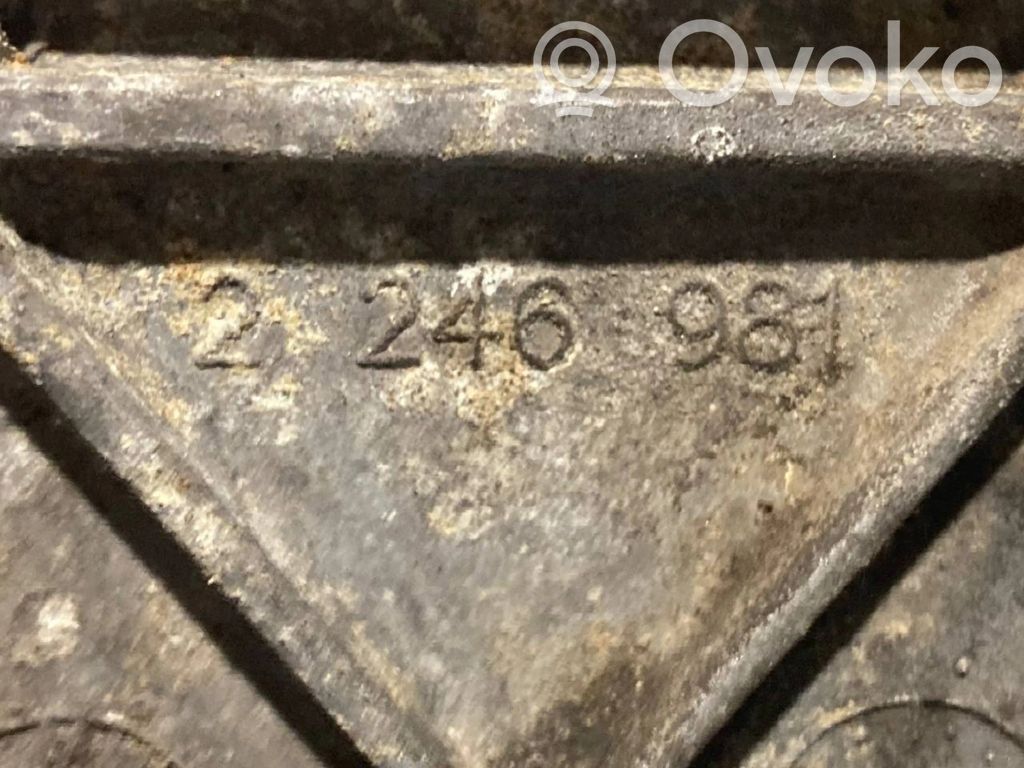 Dzinēja eļļas radiators