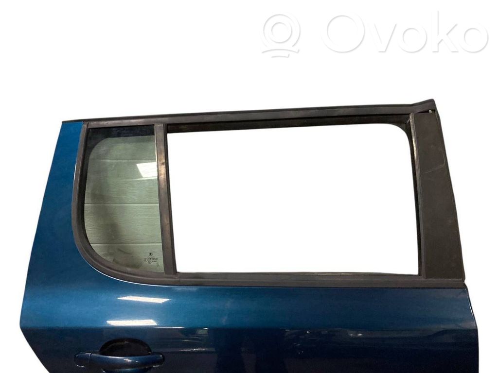 Rear door