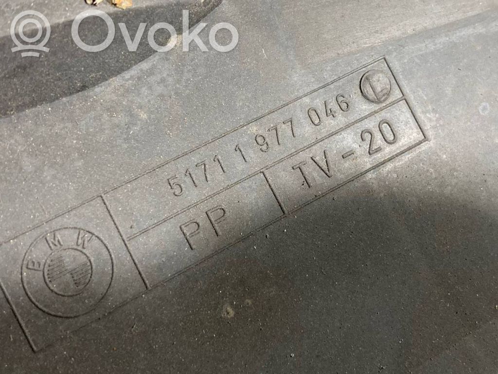 Держатель панели радиатора (телевизор)