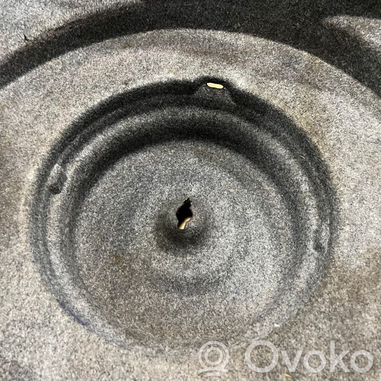 Spare wheel compartment trim